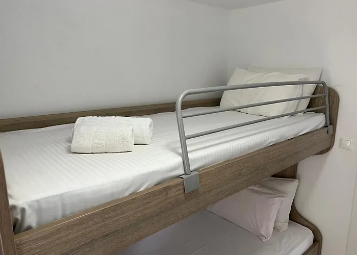 Seafront Loft - Akti Elia * نيكيتي