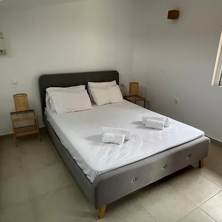 Seafront Loft - Akti Elia Nikiti (Sithonia)