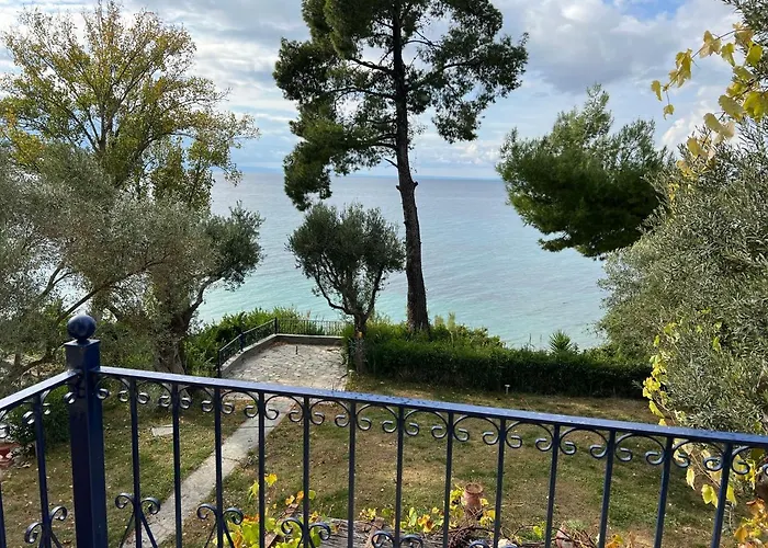 Seafront Loft - Akti Elia *